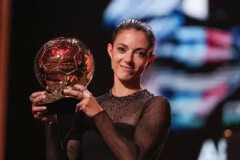 夏季转会窗口：曼联、切尔西瞄准弗拉霍维奇，斯通斯续约锁定曼城至2028